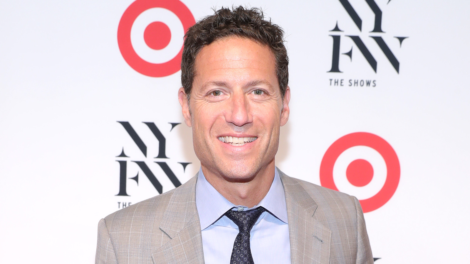 El presidente de TKO, Mark Shapiro, explica por qué la WWE aún está en sus inicios
