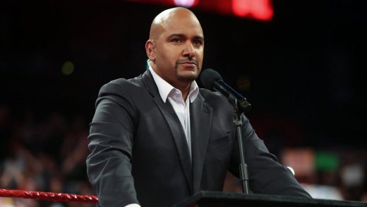 Jonathan Coachman califica de "repugnante" el anuncio de AEW All Out 2024