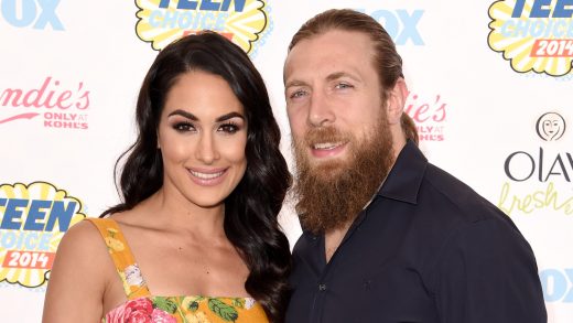 La esposa de Bryan Danielson, estrella de AEW, Brie, dice que su hijo será luchador