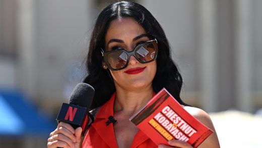 La ex estrella de la WWE Nikki Bella habría solicitado el divorcio