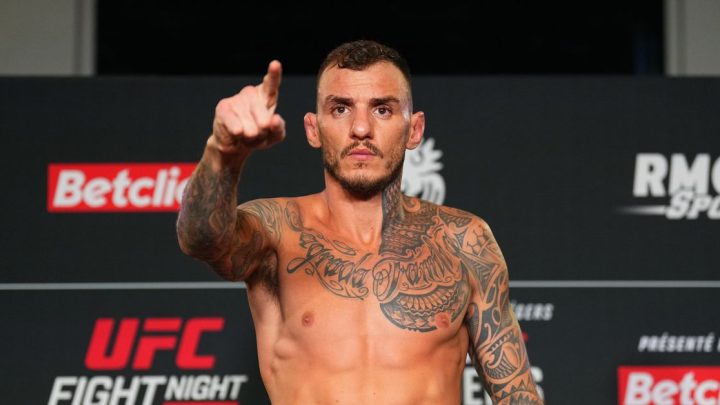 Resultados del pesaje de UFC París: Renato Moicano y Benoit Saint Denis listos para el evento principal, 1 peleador tiene problemas