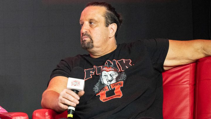 Tommy Dreamer reacciona a los momentos más hardcore del Steel Cage Match de AEW All Out 2024