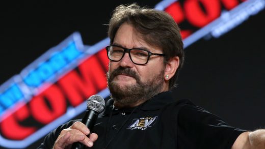 Tony Schiavone de AEW cuenta con Vince McMahon entre los mejores locutores de lucha libre