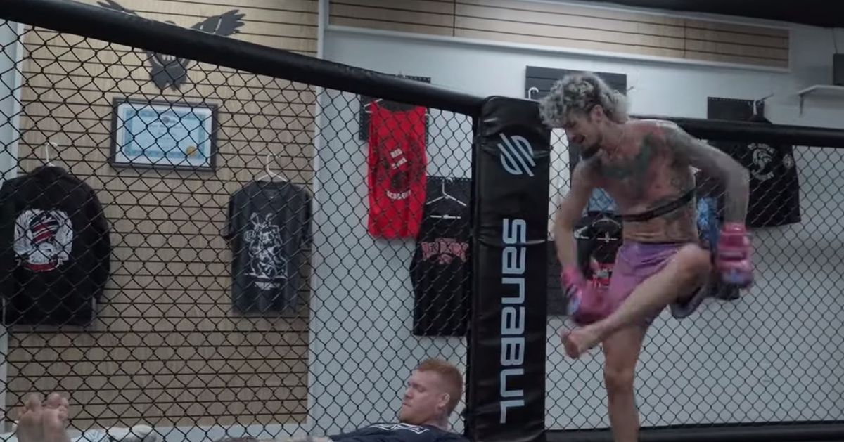 UFC 306 Embedded, episodio 2: 'Vamos a ver a Merab tirado allí inconsciente'