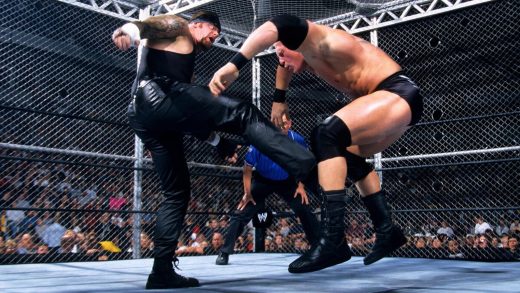 El miembro del Salón de la Fama de la WWE, The Undertaker, recuerda la primera lucha Hell In A Cell con Brock Lesnar