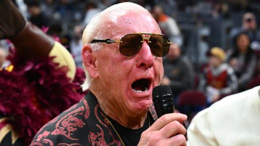 El miembro del Salón de la Fama de la WWE, Ric Flair, lamenta la muerte de su hijastro Sebastian Kidder