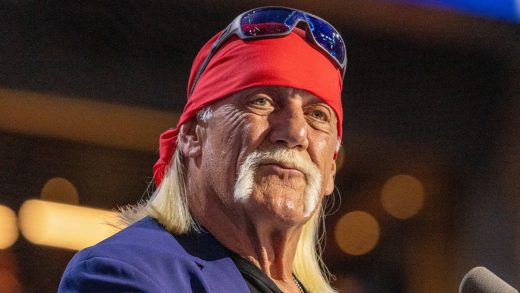 El miembro del Salón de la Fama de la WWE, Hulk Hogan, habla sobre el estancamiento de la película biográfica