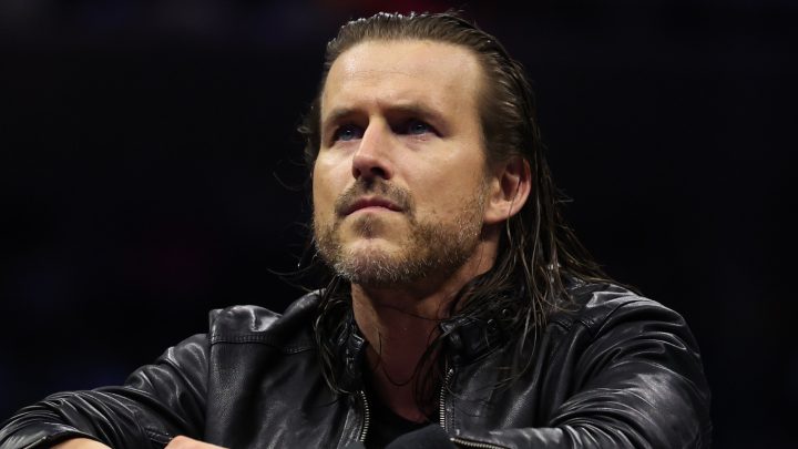 Adam Cole de AEW revela que le insertaron un hueso de cadáver en el tobillo durante la cirugía