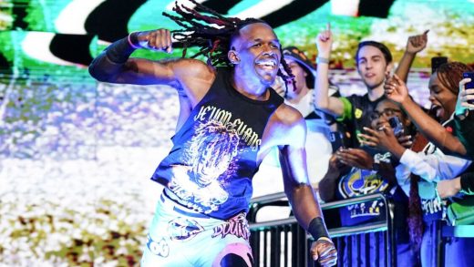 Booker T responde a la reacción violenta contra la estrella de WWE NXT Je'Von Evans