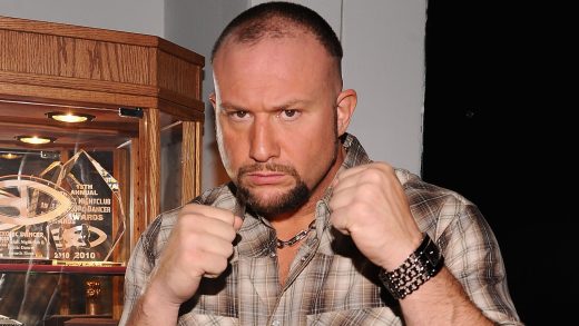 Bully Ray quiere ver a esta estrella de AEW como el 'superhéroe' después de WrestleDream