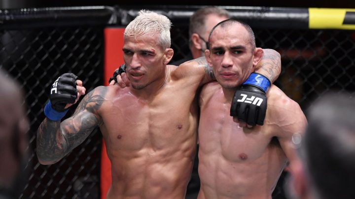 Charles Oliveira sugiere que UFC adopte un enfoque diferente con Tony Ferguson ya que "no quiere retirarse"