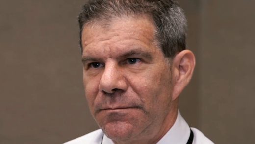 Dave Meltzer examina las perspectivas comerciales de AEW en medio de un nuevo acuerdo de derechos de medios y la caída de las calificaciones