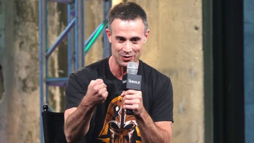 Freddie Prinze Jr. analiza las perspectivas televisivas para promociones independientes