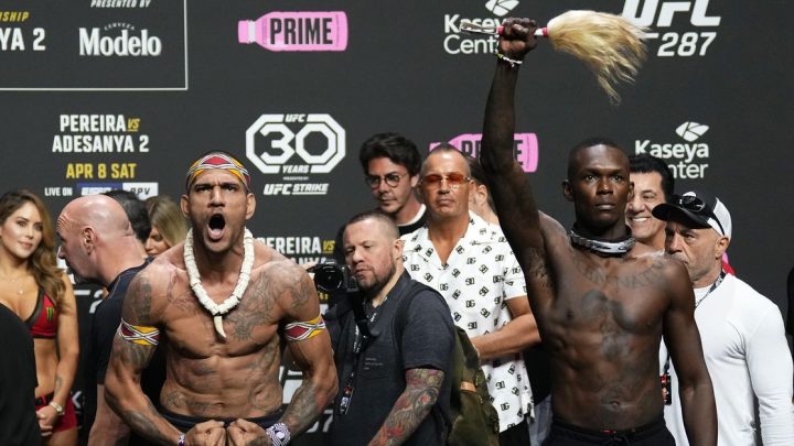 Mire a Israel Adesanya predecir el 'tiempo de Chama' antes de la victoria por nocaut de Alex Pereira en UFC 307