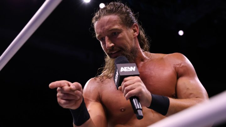 Switchblade Jay White desafía al ahorcado Adam Page a una revancha en AEW Full Gear