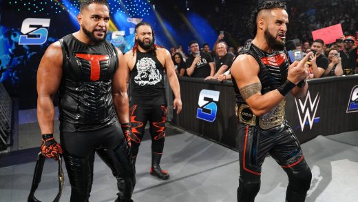 Tama Tonga y Tanga Loa de The Bloodline retienen los títulos de parejas de la WWE en SmackDown Ladder Match