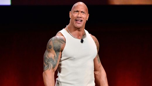 The Rock corta la promoción en vivo detrás del escenario (y se pierde brevemente) después de que termina WWE Bad Blood