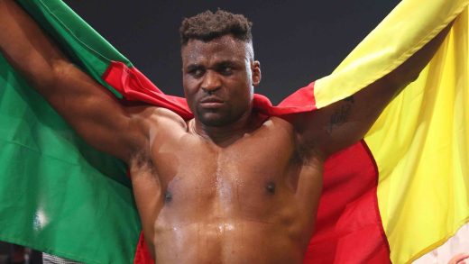 Francis Ngannou da la bienvenida a la pelea de Jon Jones, el CEO de PFL pregunta: "¿UFC quiere dar un paso al frente o no?"