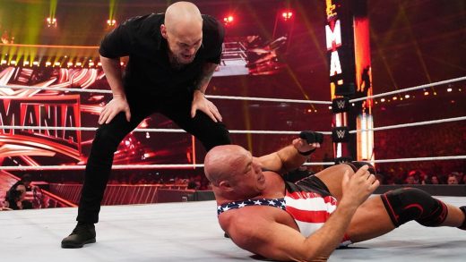 Kurt Angle habla de cómo dice que WWE se lo pegó a la ex estrella Baron Corbin