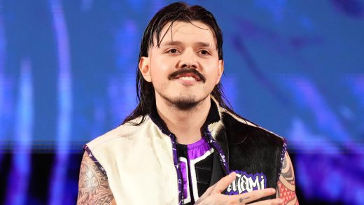 La estrella de la WWE Dominik Mysterio habla de que su bigote es su 'superpoder'