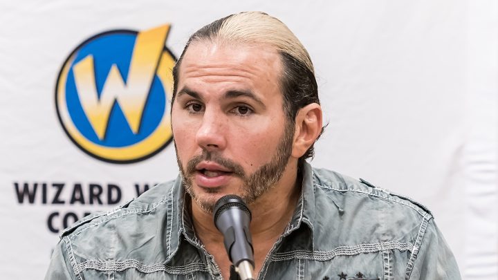 Matt Hardy dice que esta estrella de AEW 'vive en su propio universo'