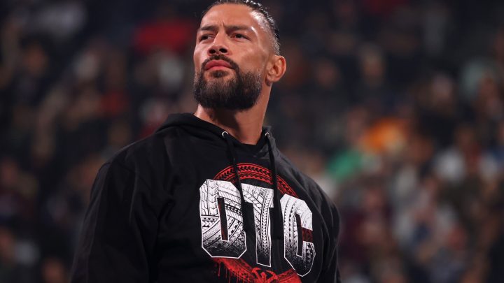 Roman Reigns de WWE comenta sobre 'El aura del linaje' desde la silla de la barbería