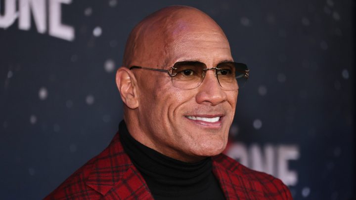 The Rock sugiere el clásico pago por evento de la WWE para aquellos que no están familiarizados con la lucha libre