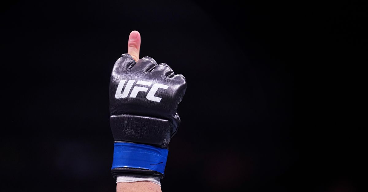 UFC 309 contará con una versión anterior de guantes