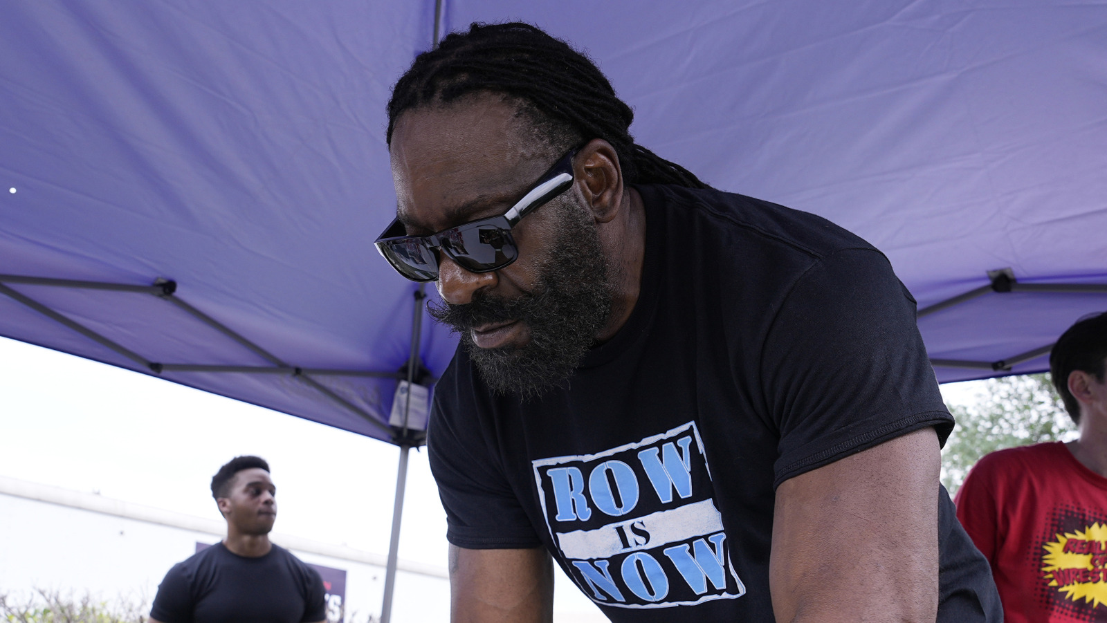 El miembro del Salón de la Fama de la WWE, Booker T, reacciona al regreso de Tessa Blanchard a TNA