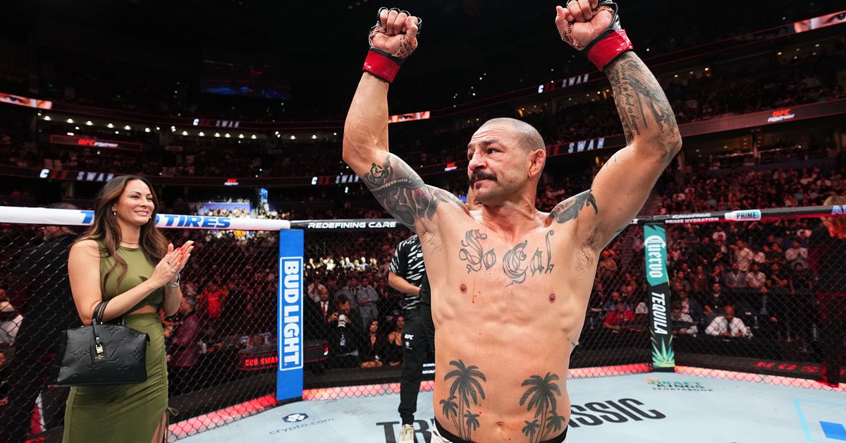 A Cub Swanson le encanta el 'final de libro de cuentos' de UFC Tampa, pero no cierra la puerta a su carrera de pelea
