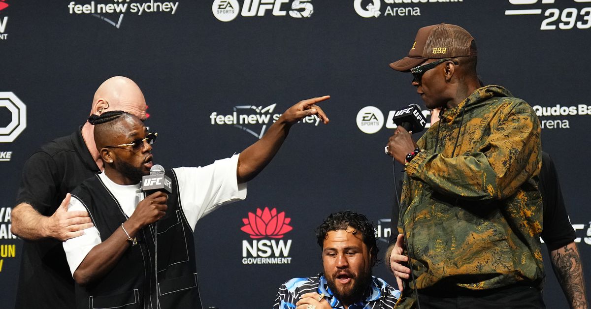 Israel Adesanya reacciona al insulto de Manel Kape en UFC Tampa