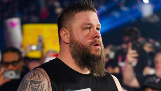 Kevin Owens corrige el registro del ataque a Cody Rhodes y el incidente de Triple H después de WWE SNME