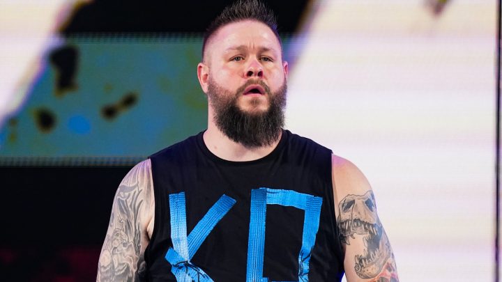 Kevin Owens recuerda su victoria por el título mundial de WWE Raw