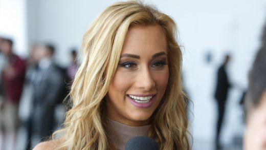 La estrella de la WWE Carmella da una actualización de salud