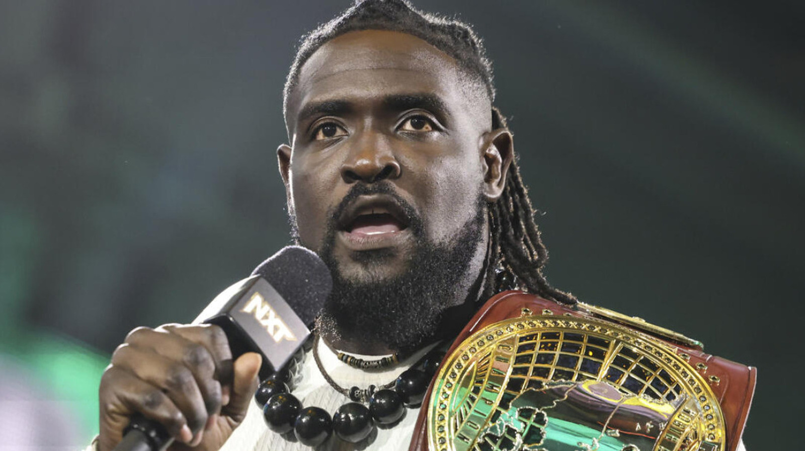 Oba Femi habla sobre su relación con los entrenadores de PC de la WWE