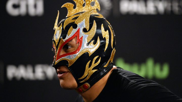 Rey Fénix de AEW promete 'decir mi verdad' y denuncia el 'trato inhumano' en publicaciones