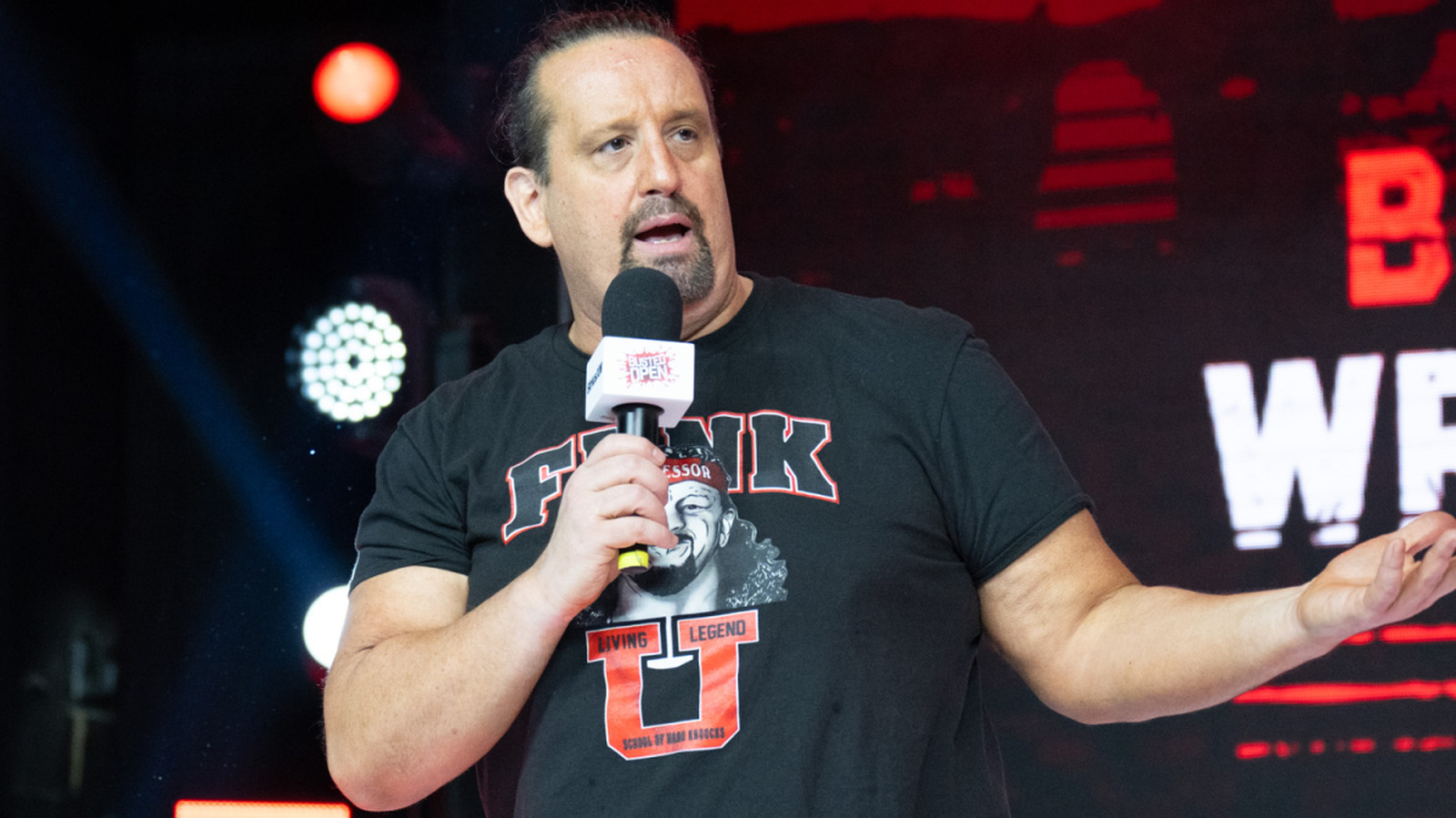 Tommy Dreamer dice que esta estrella de la WWE debería ser famosa por la 'bomba de la verdad'
