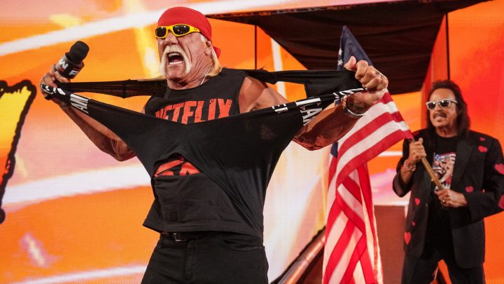 El miembro del Salón de la Fama de la WWE, Mark Henry, comenta sobre el abucheo de Hulk Hogan en el estreno de Raw Netflix