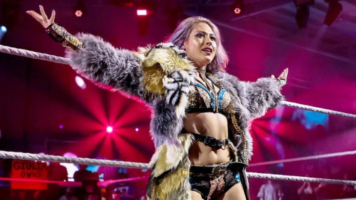 Giulia destrona a la campeona femenina de WWE NXT en New Year's Evil