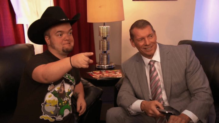 Hornswoggle desglosa su historia con Vince McMahon