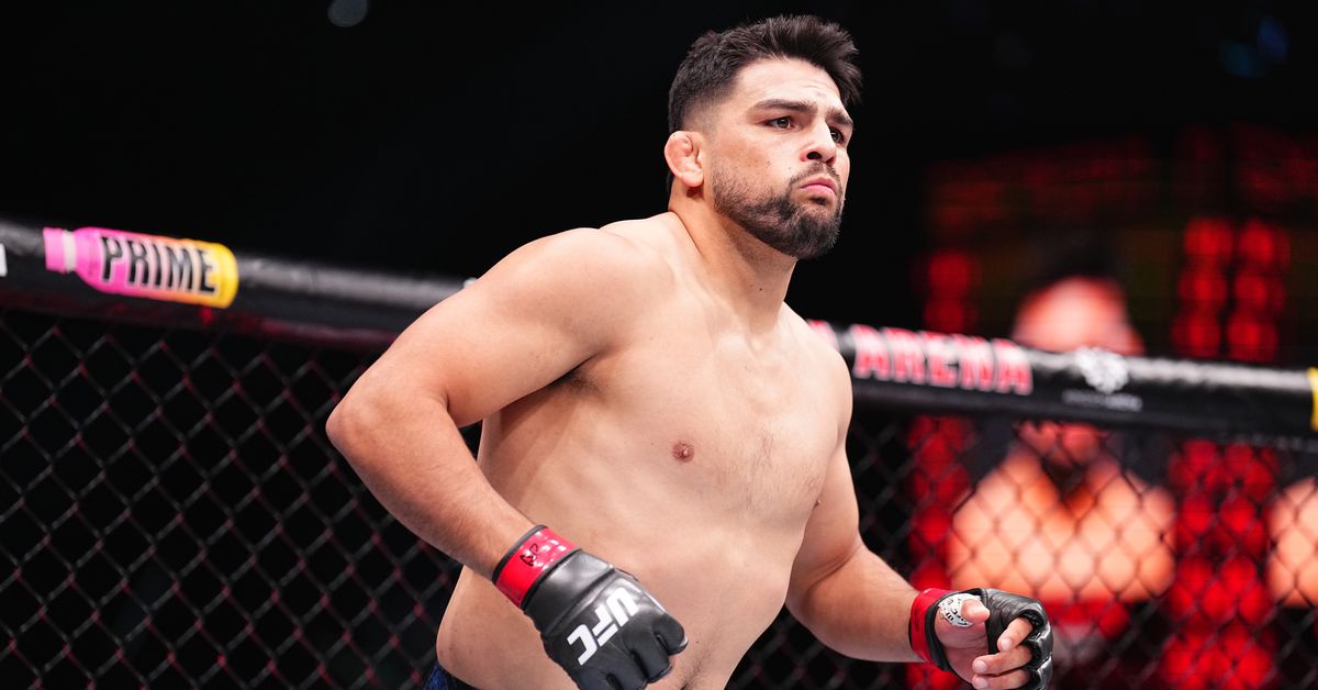 Kelvin Gastelum vs. Joe Pyfer apuntado para UFC Ciudad de México en marzo