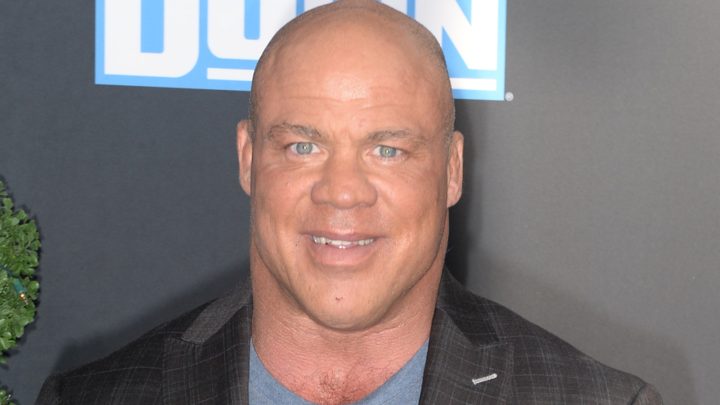 Kurt Angle discute la historia de la paternidad de la WWE, cómo debería haber terminado