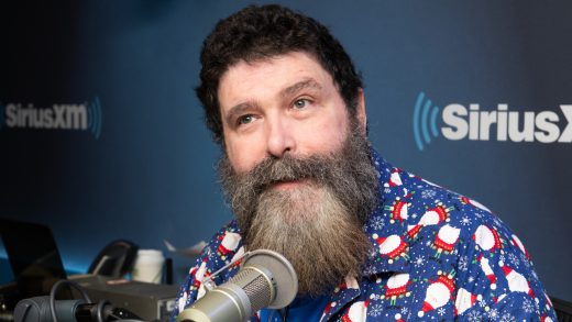 Mick Foley recuerda que WCW Monday Nitro arruinó los resultados de WWE Raw de su título mundial