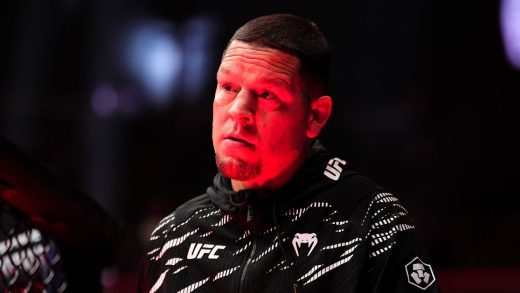 Nate Diaz afirma que Islam Makhachev está mintiendo sobre el incidente de la botella de agua en la prensa de UFC 311