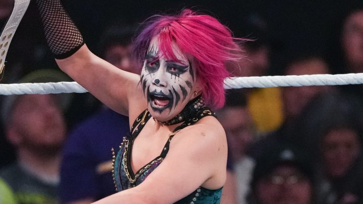 Publicaciones de Asuka de WWE sobre los fanáticos que cruzan líneas personales, dice que "consultó a la policía"