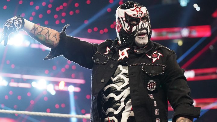 Reciente llegada de la WWE Penta, dos campeones individuales entre los nuevos participantes de Royal Rumble