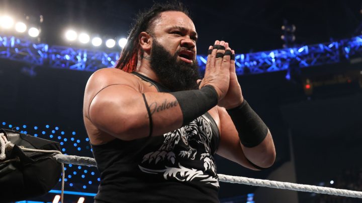 Se anuncia la firma de contrato con el miembro del Salón de la Fama de la WWE y Jacob Fatu para SNME