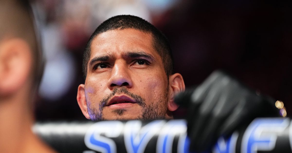 'Este hombre es demasiado pequeño': Daniel Cormier revela la reacción de Alex Pereira al llamado Dricus du Plessis en UFC 312