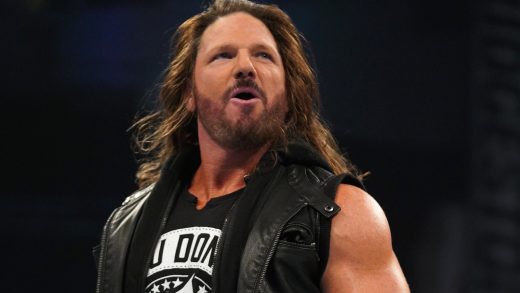 AJ Styles regresa después de la ausencia de lesiones de cuatro meses, ingresa a WWE Men's Royal Rumble Match