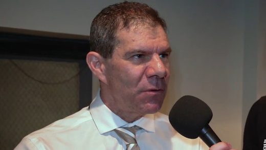 Dave Meltzer llama a Netflix por manipular las calificaciones de WWE RAW después de Royal Rumble